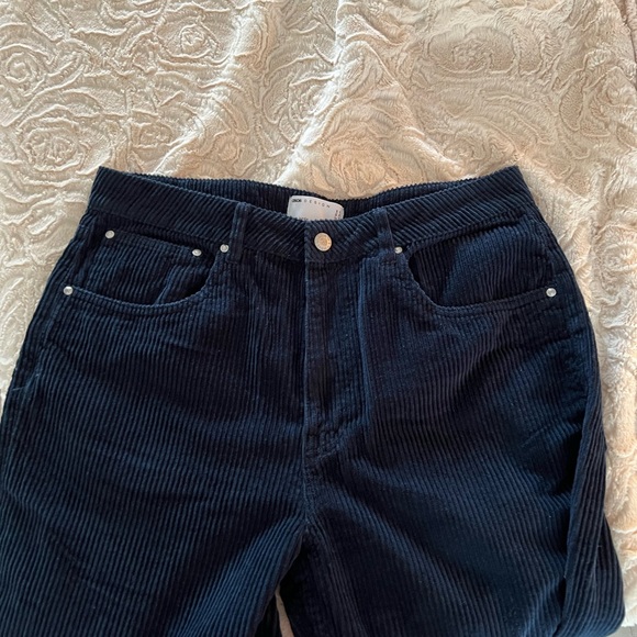 Brand new navy corduroy pants.  My son ordered the wrong size. - Picture 1 of 3